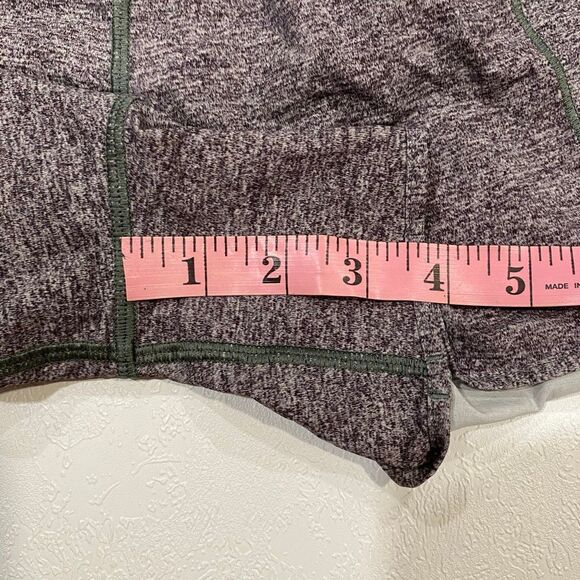 Lululemon Speed Up Shorts 2.5β Heathered Purple Gray Black Size 8 Running Active - Picture 7 of 7